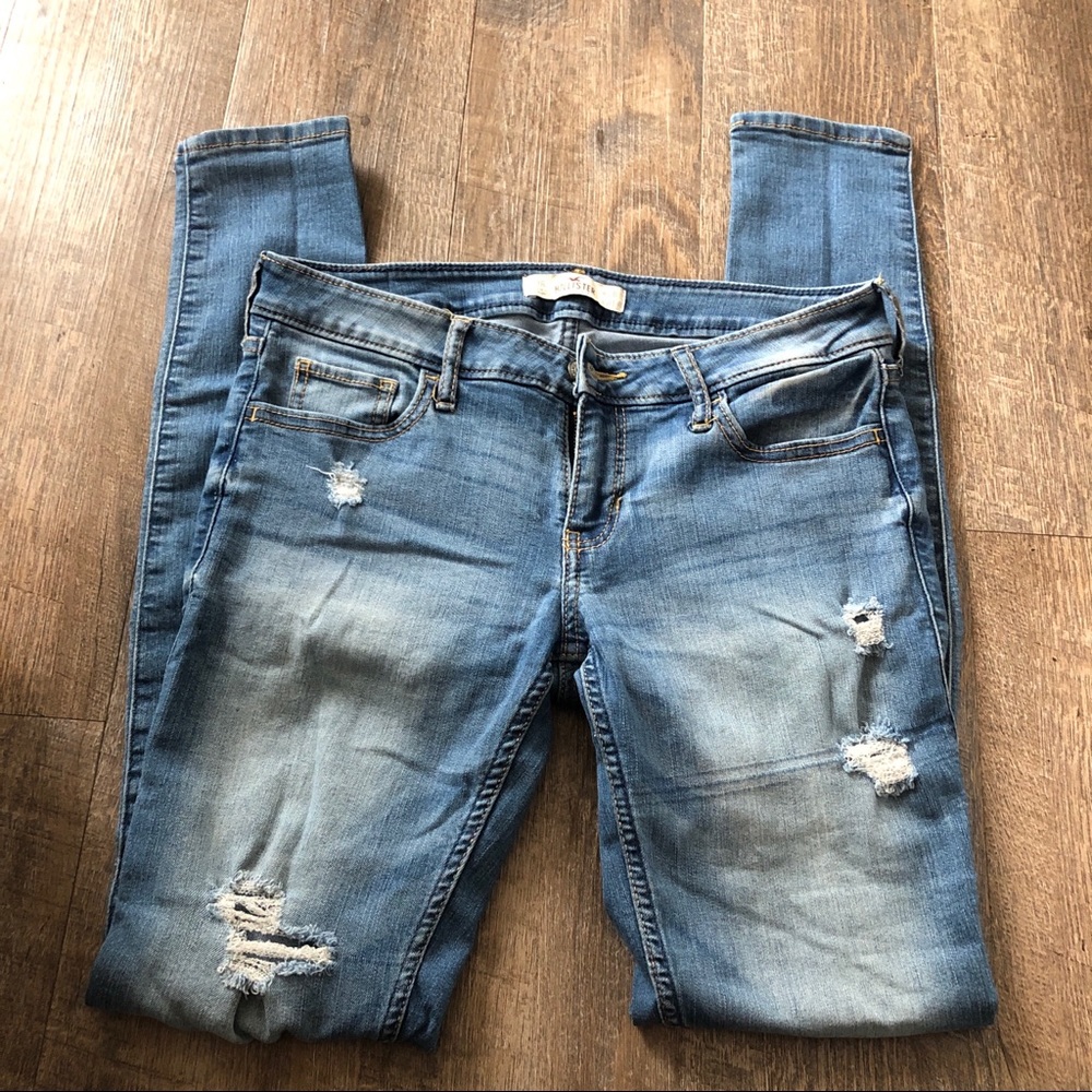 HOLLISTER JEANS💫
